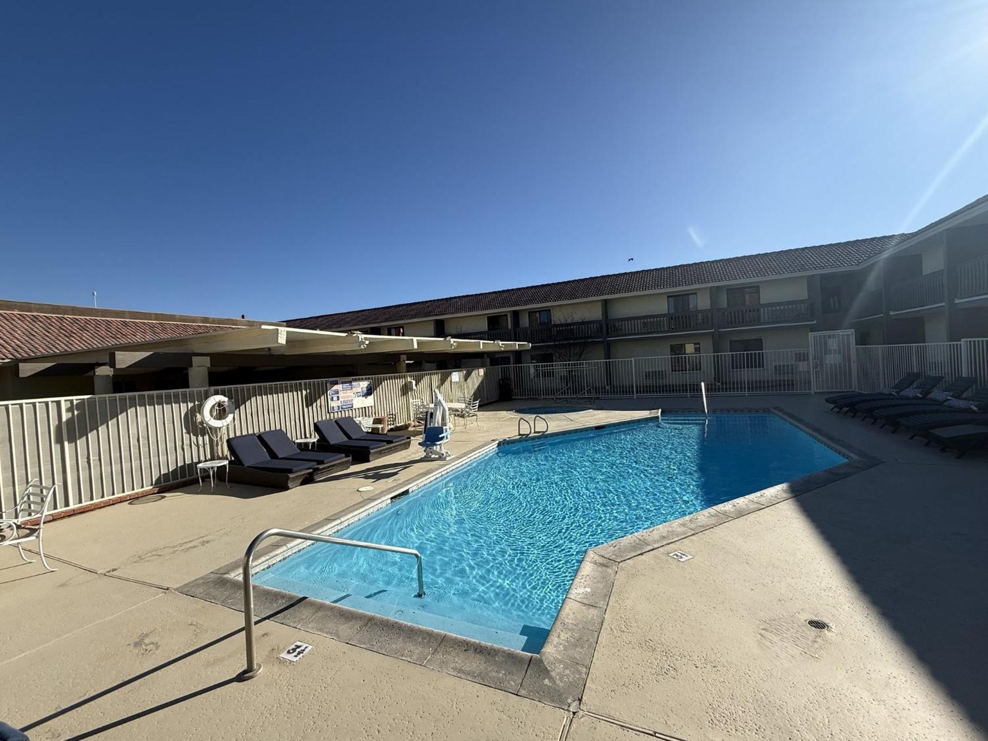 Red Roof Inn Ridgecrest Extérieur photo